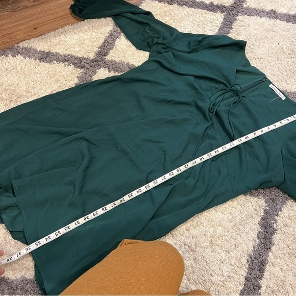 NWT Abercrombie & Fitch Long-Sleeve Strappy Halter Mini Dress - Picture 10 of 15